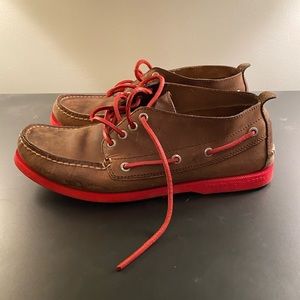 Sperry chukka boots
